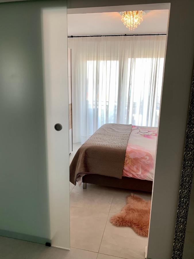 Apartment Nono Marko Crikvenica Eksteriør billede
