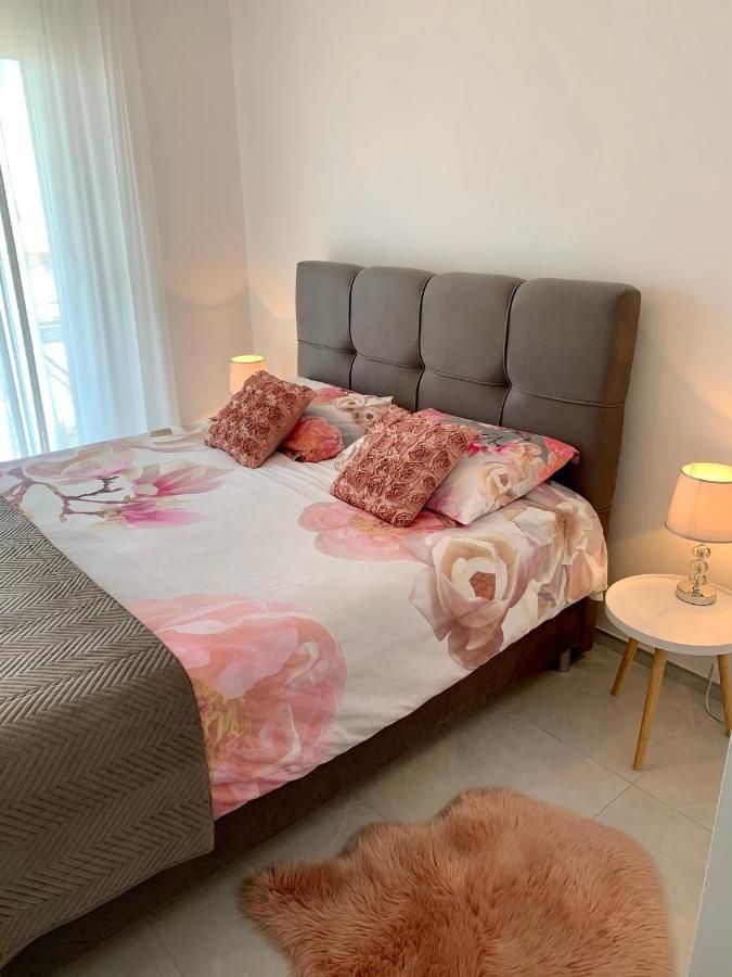 Apartment Nono Marko Crikvenica Eksteriør billede